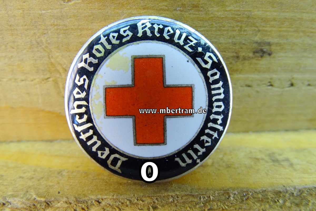 Deutsches Rotes Kreuz ( DRK ), Brosche für " Samariterin ", emailliert
