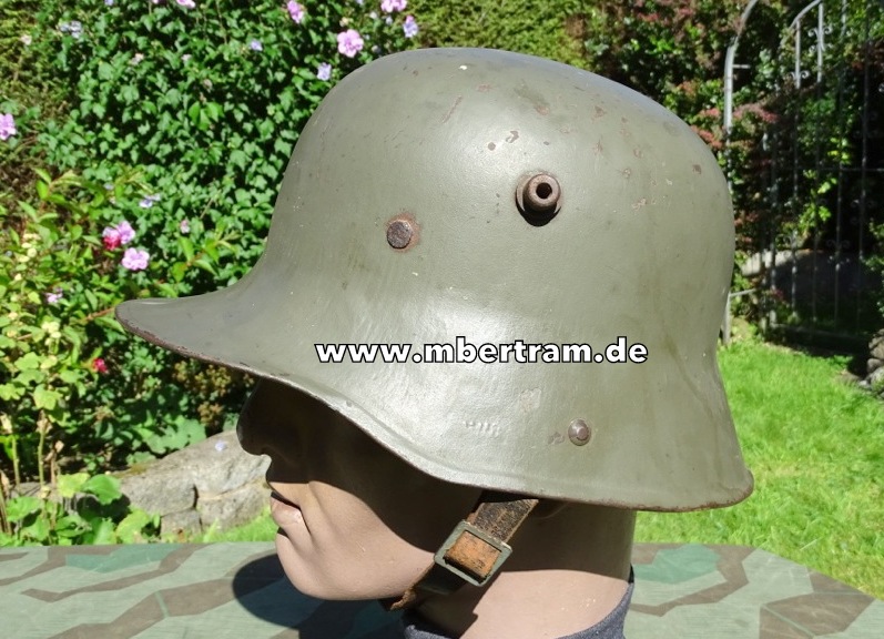 Kaiserlich deutscher 1. Weltkriegs Stahlhelm M 17 ( Metallring), schöner Zustand