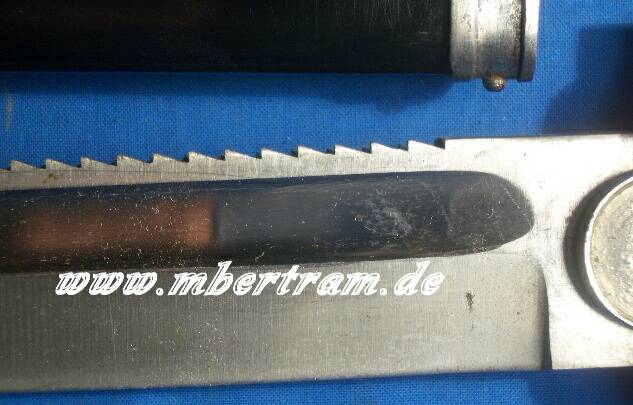 1801-5 Deutsches Rotes Kreuz Unterführerhauer, Sägerücken