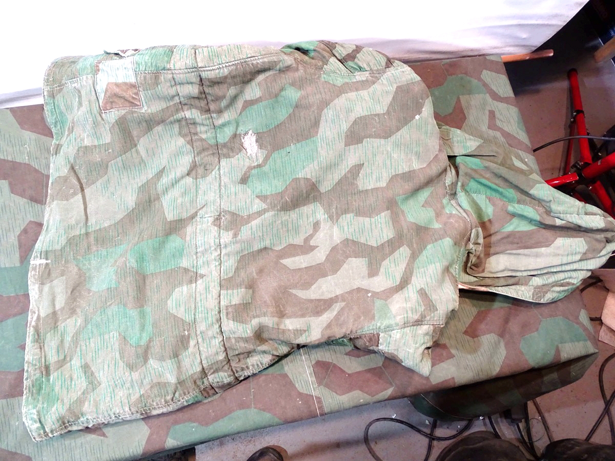 20950-15 Wehrmacht wendbare Wintertarnjacke, Splittertarn auf weiß, getragenes, ungereinigtes Stück