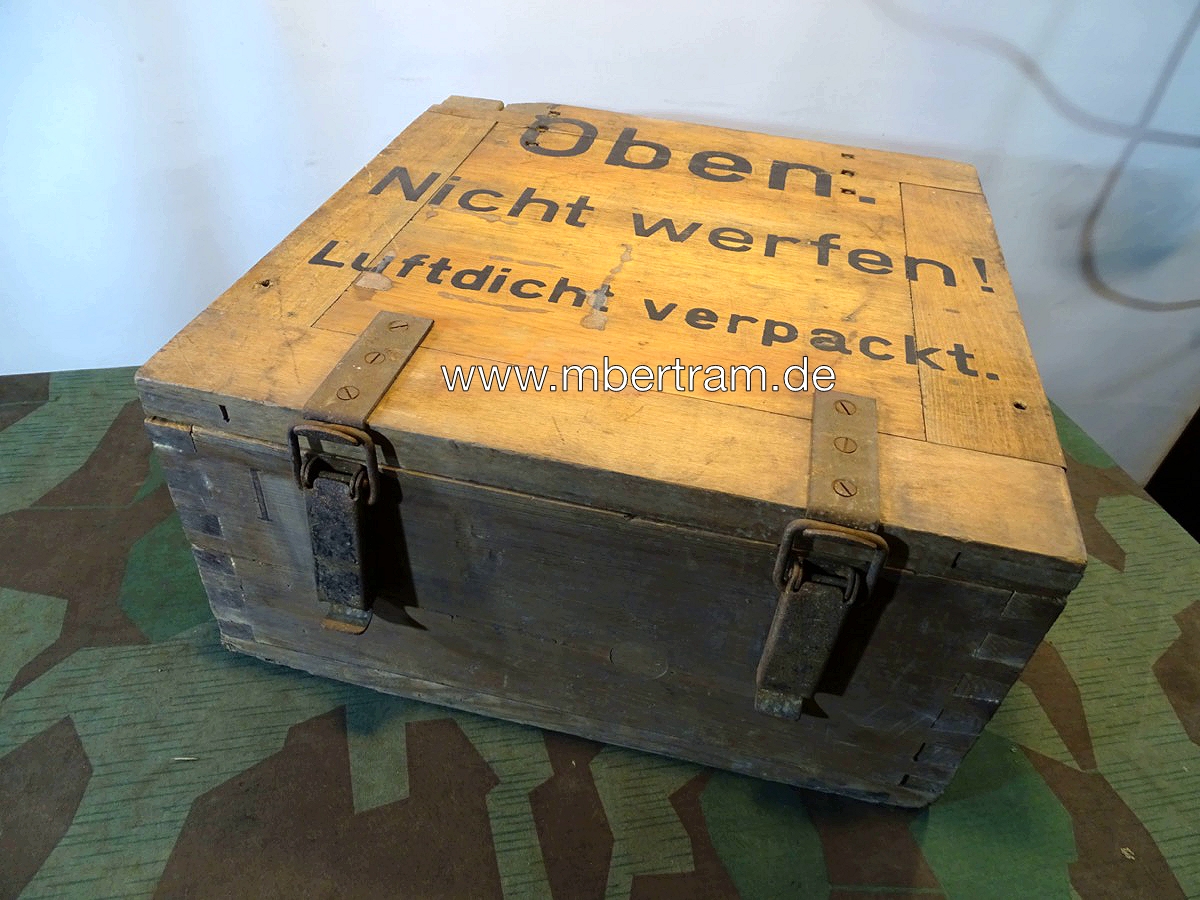 Holz Transportkiste für AZ 23 oder S 30 Zünder , WaA, 1940, Deckelschrift erhalten