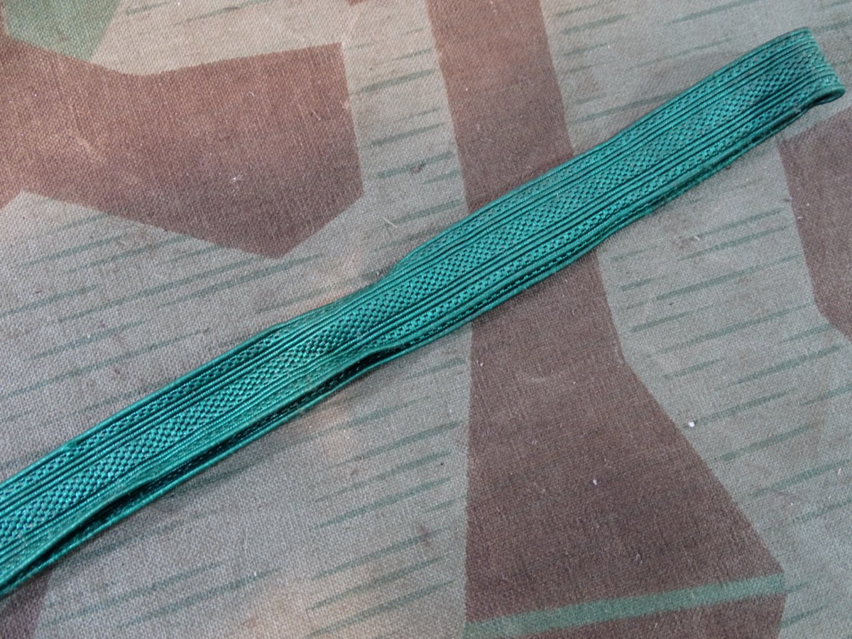 Reichswehr / Wehrmacht früher Troddel für Manschaften, Stab, 2. Bataillon, grün / rot /grün