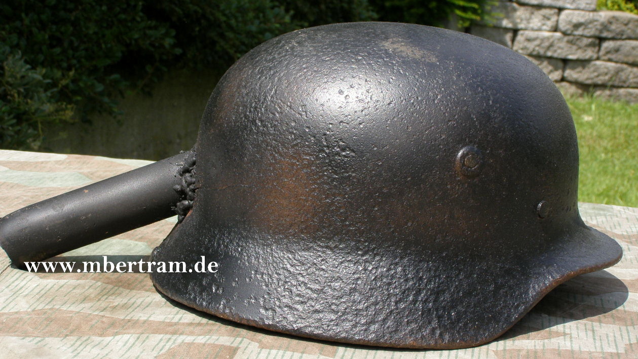 Wehrmachts Stahlhelm, M 40. " Jauchekelle"