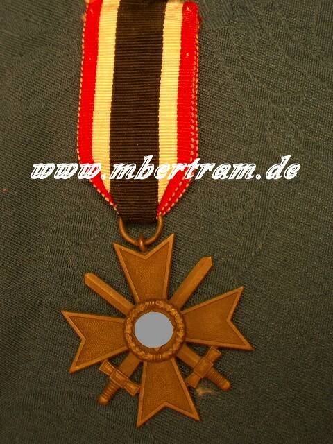 KRIEGSVERDIENSTKREUZ 2. KL. 1939, Schwerter, Band, Hst.