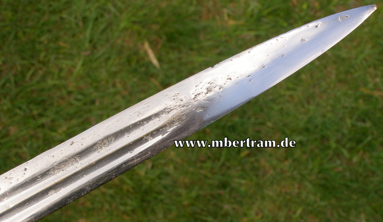 10304-16 Extra-Kürassier-Degen M 1854 -Klingenätzung, Portepee.