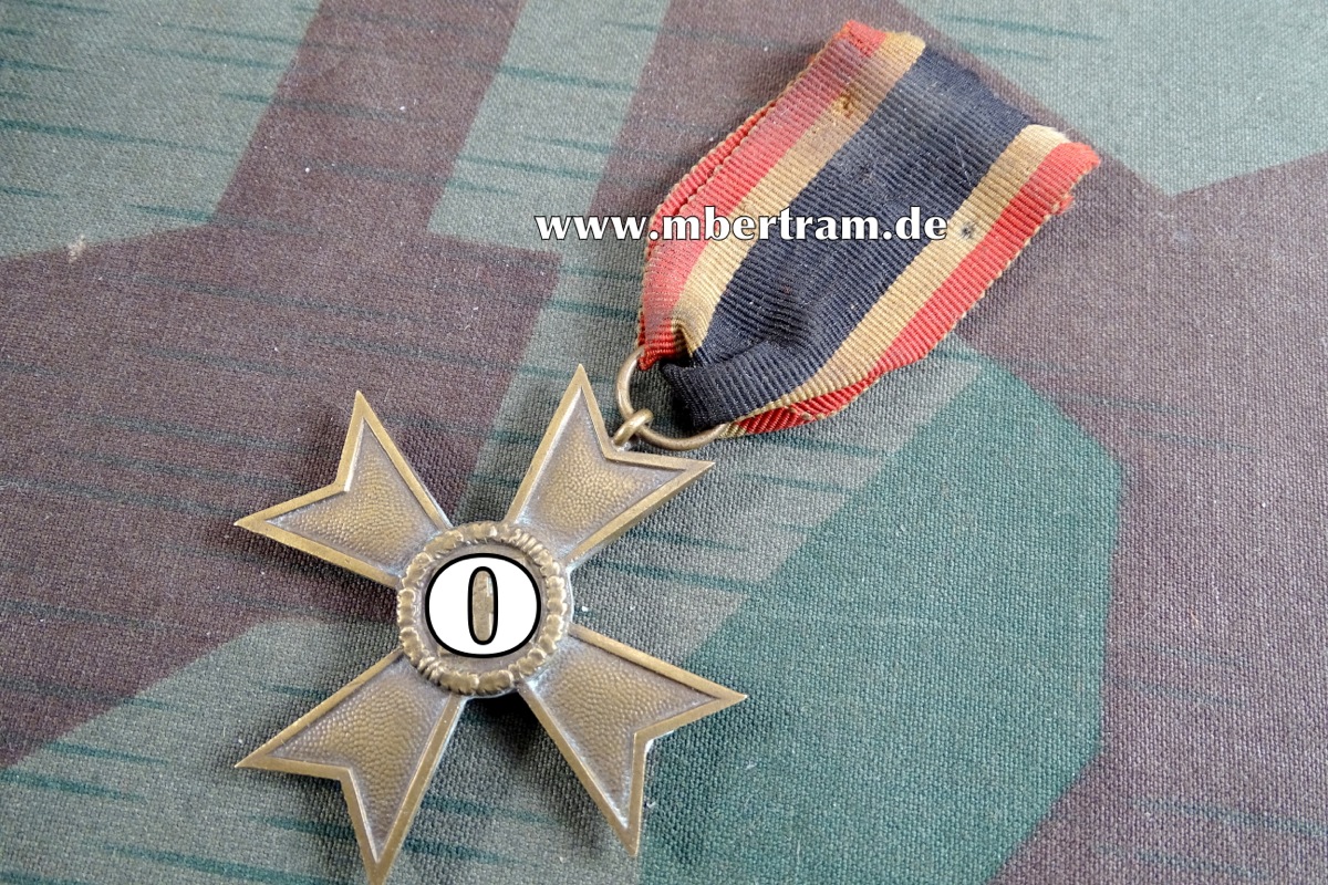 KRIEGSVERDIENSTKREUZ 2. KL. 1939 OHNE SCHWERTER, Buntmetall