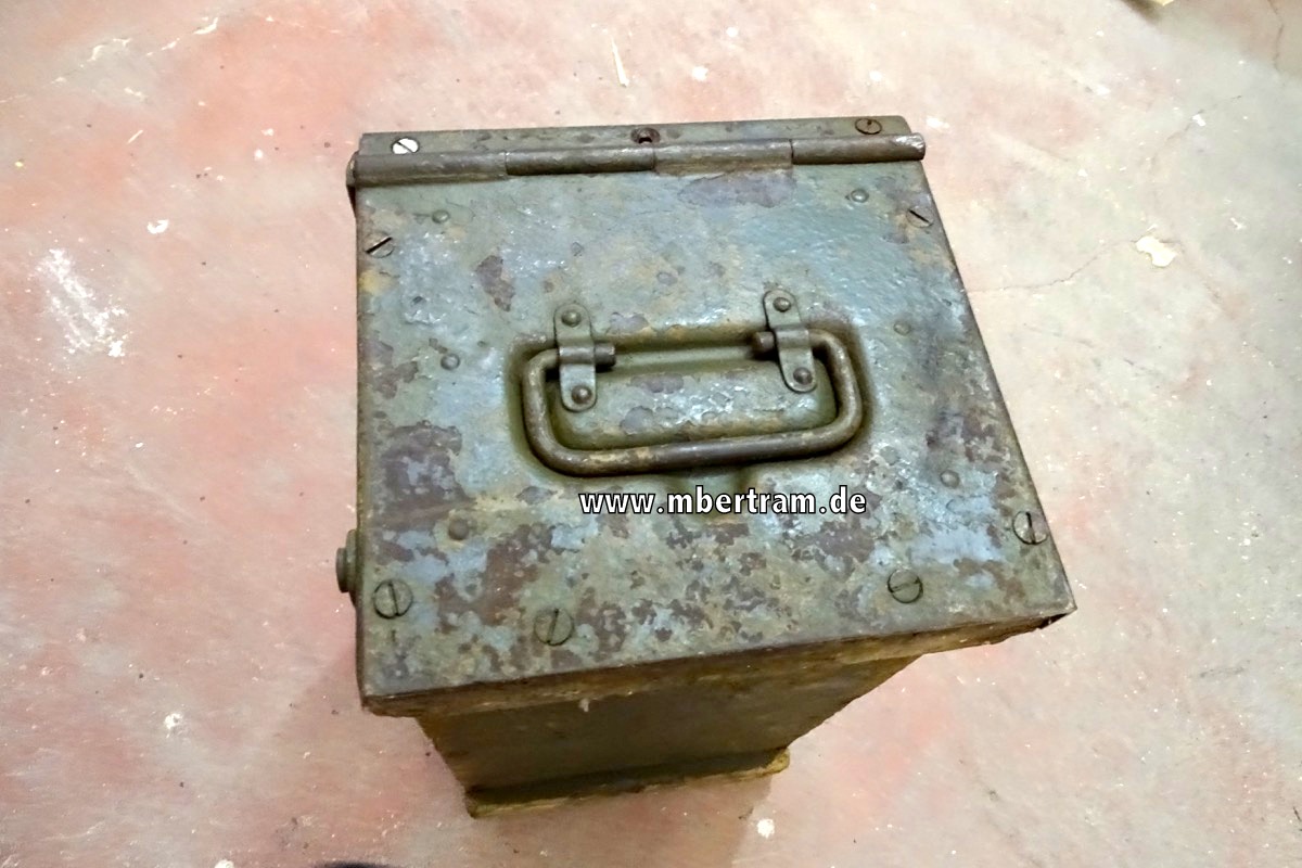 13015-16 Deko MG Schwarzlose 07/12, 1. Weltkrieg mit Lader und 2 Gurtkästen, Selten !