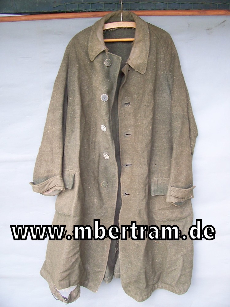 Feldgrauer Mantel um 1918 aus der Zeit des 1. Weltkriegs (Bastlerstück)