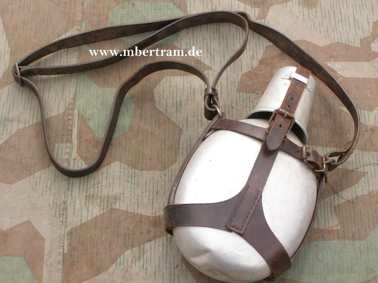 Kavallerie Feldflasche mit Korkenverschluss 1. Weltkrieg.