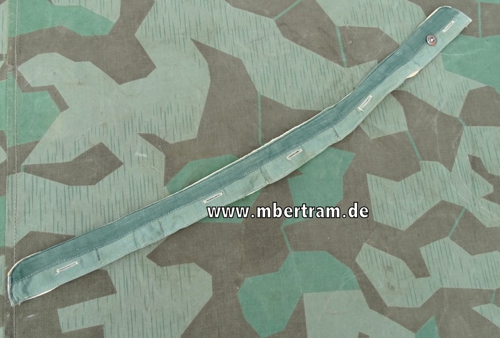 Wehrmacht / Waffen SS Kragenbinde/ Einknöpfkragen feldgrau / weiß ca. 59 cm