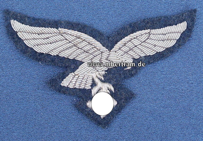 Luftwaffe Brustadler für Offiziere, zweites Modell