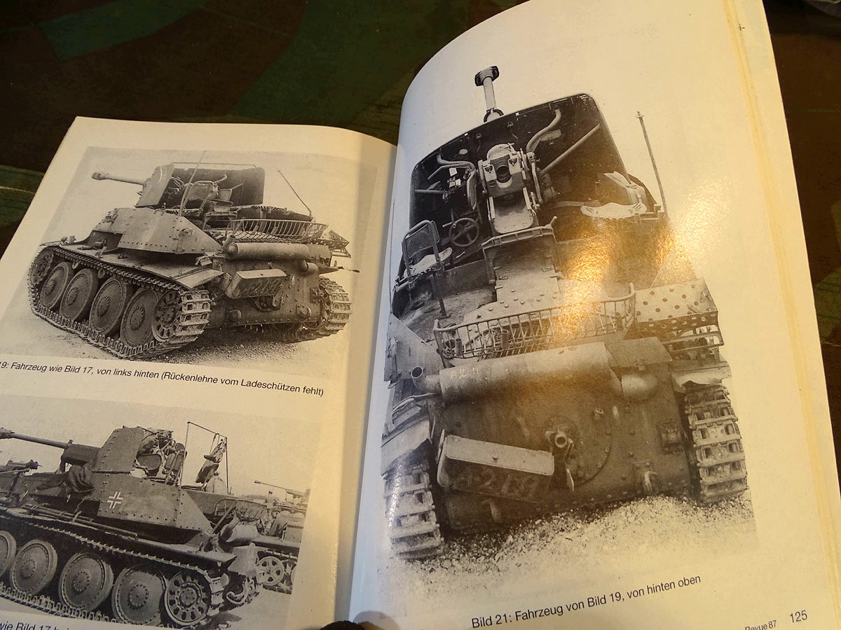 Waffen Revue Nr 87. Panzerbüchse 35(P) , Panzer Brumbär, MG 26- u 30 ( t) 