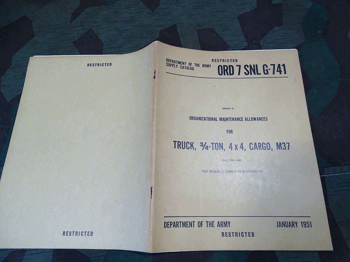 Department of the Army Supplie Catalog, ORD 7 SNL G-741, Truck, 3/4 To.4x4 Cargo M 37, 1951 Selten !