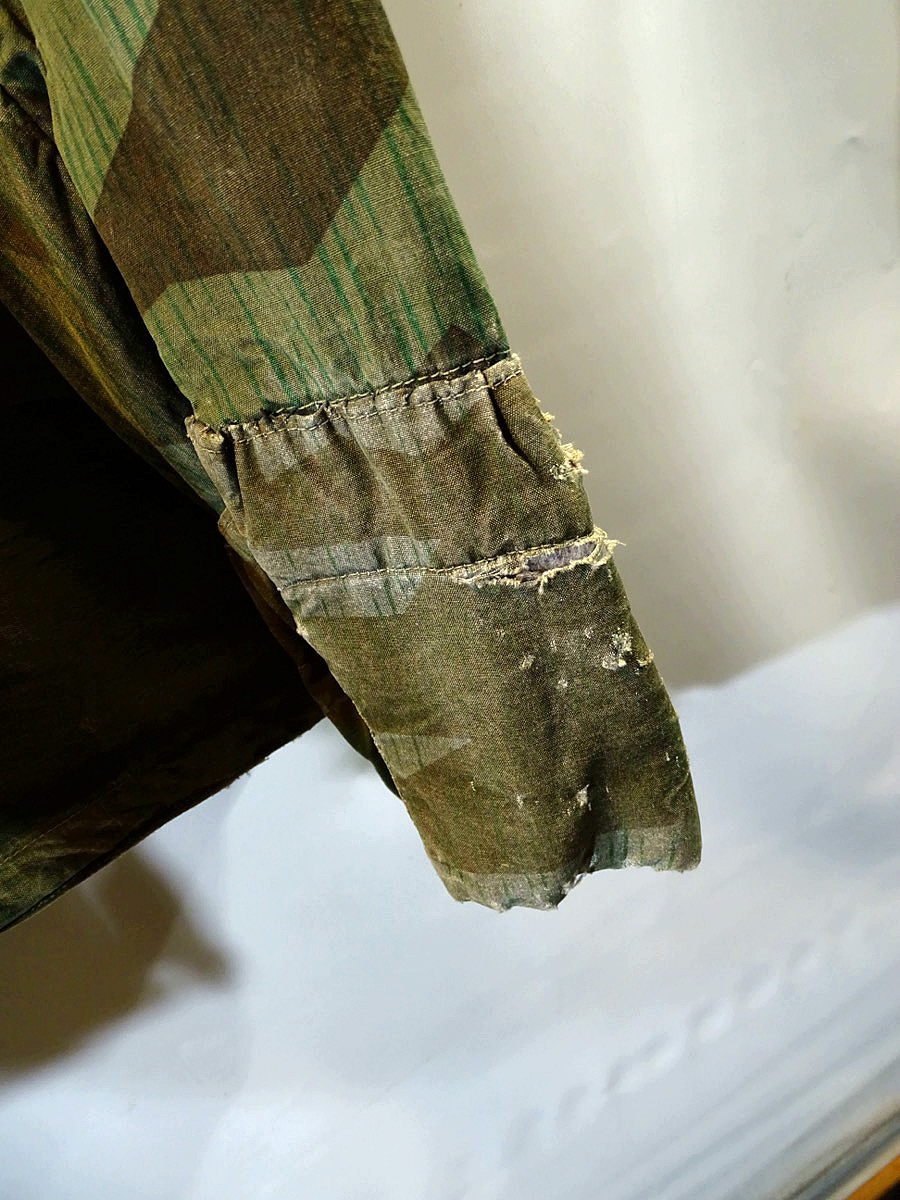 20950-4 Wehrmacht wendbare Wintertarnjacke, Splittertarn auf weiß, getragenes, ungereinigtes Stück