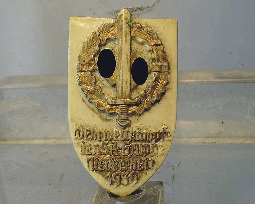 SA - Wehrwettkämpfe der SA-Gruppe Niederrhein 1939 , Kunststoffabzeichen, mit RZM-Hersteller, an Nadel