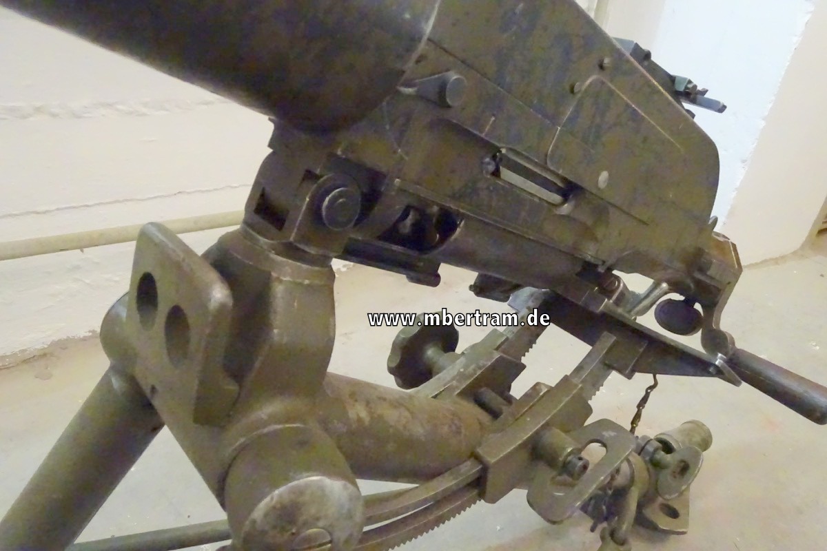 13015-26 Deko MG Schwarzlose 07/12, 1. Weltkrieg mit Lader und 2 Gurtkästen, Selten !