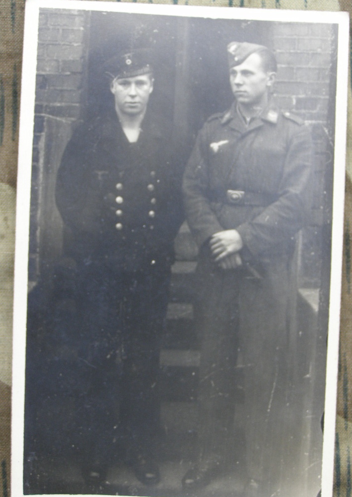 KM Matrose, Kolani, Tellermütze, Luftwaffen Flaksoldat