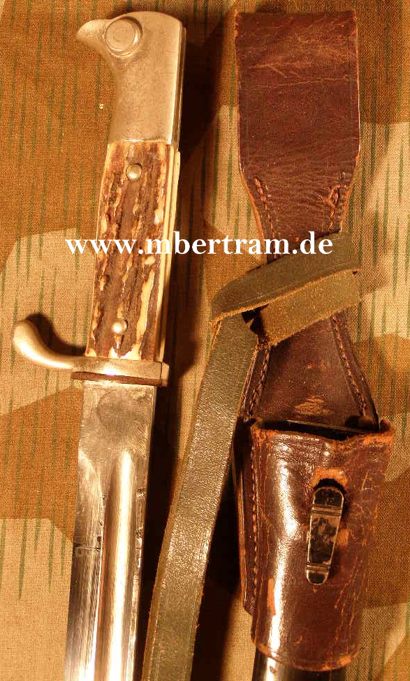 6875-1 Ausgeh Seitengewehr KS 98. HIRSCHORNGRIFFSCHALEN