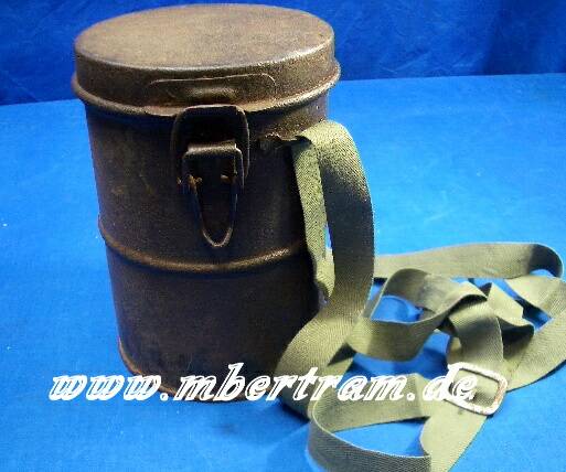 Gasmaskendose deutsch, 1. Weltkrieg, Reste d. Originalfarbe