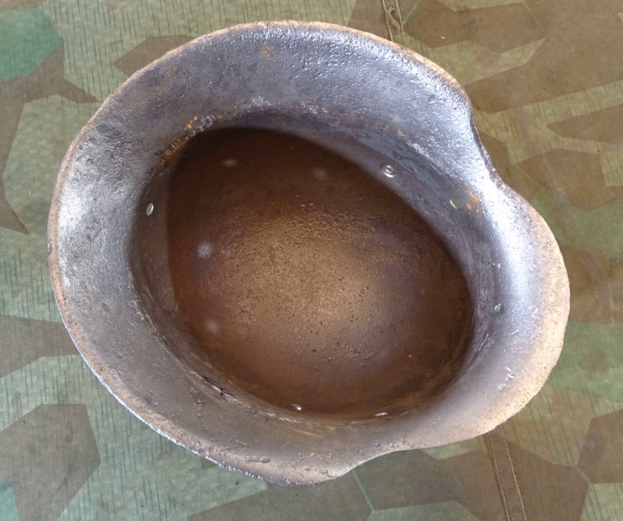 20747-6 Wehrmachts Stahlhelm Glocke M 42, Gr. 64, gereinigt