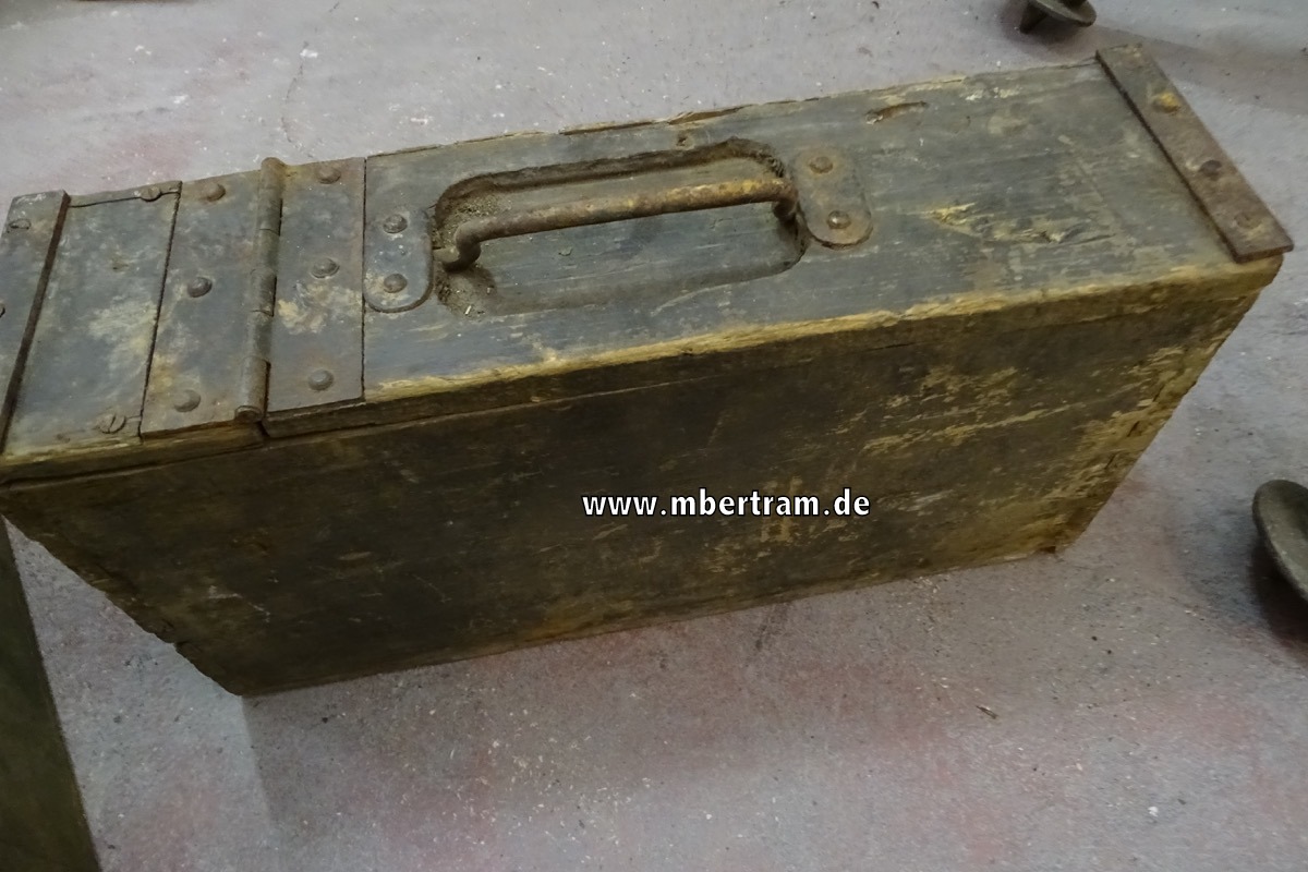 13015-20 Deko MG Schwarzlose 07/12, 1. Weltkrieg mit Lader und 2 Gurtkästen, Selten !