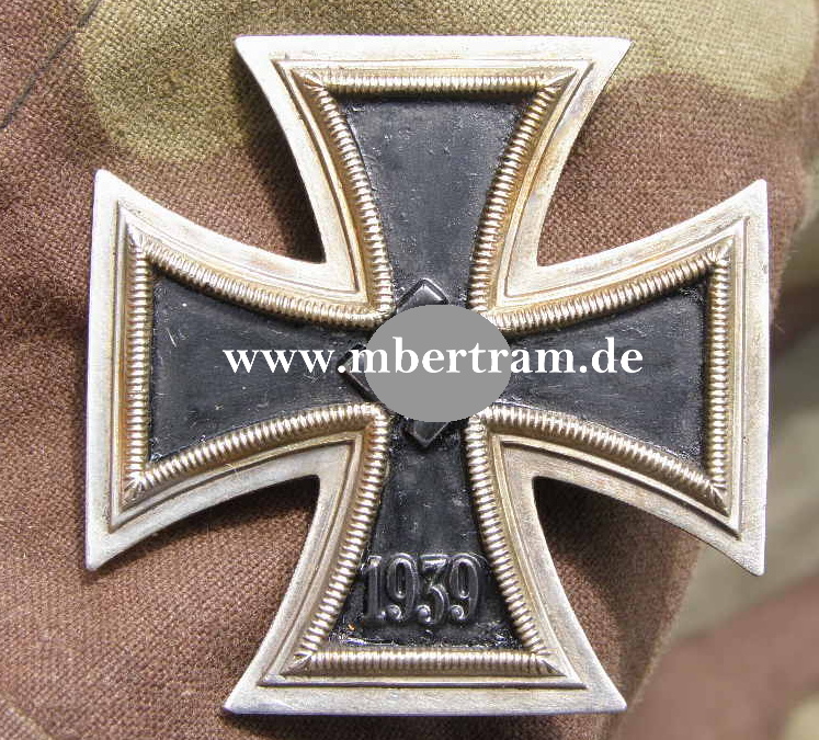 EK 1. Kl. 2. Weltkrieg, Hst.: L 15 Otto Schickle Pfortzheim