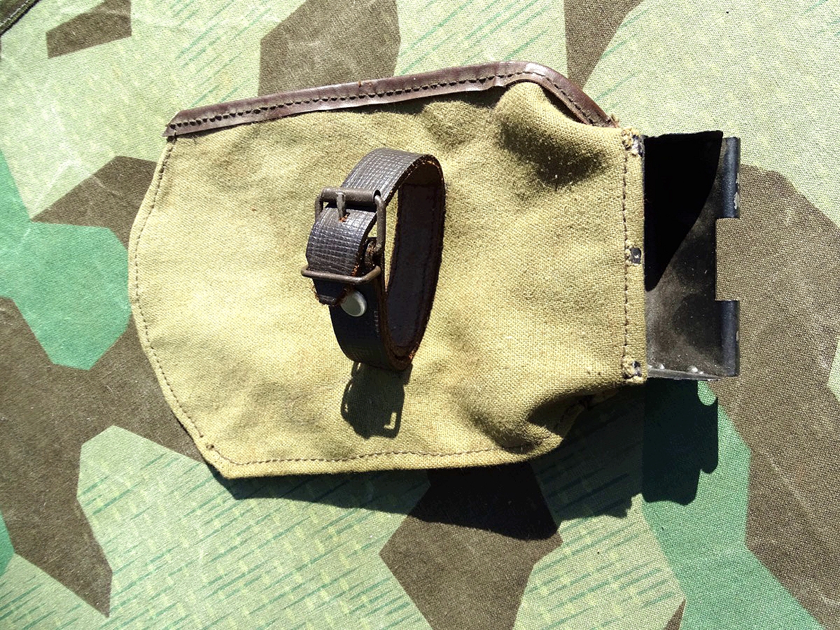 Hülsenfangsack für Kalaschnikov AK 47 Sturmgewehr, selten im Handel 