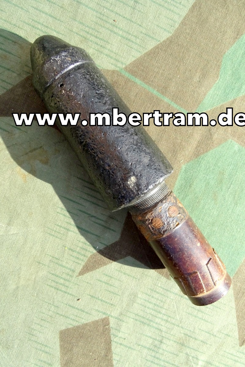WH DEKO Gewehrgranate M 40, großes Modell, Hohlladung, panzerbrechend.