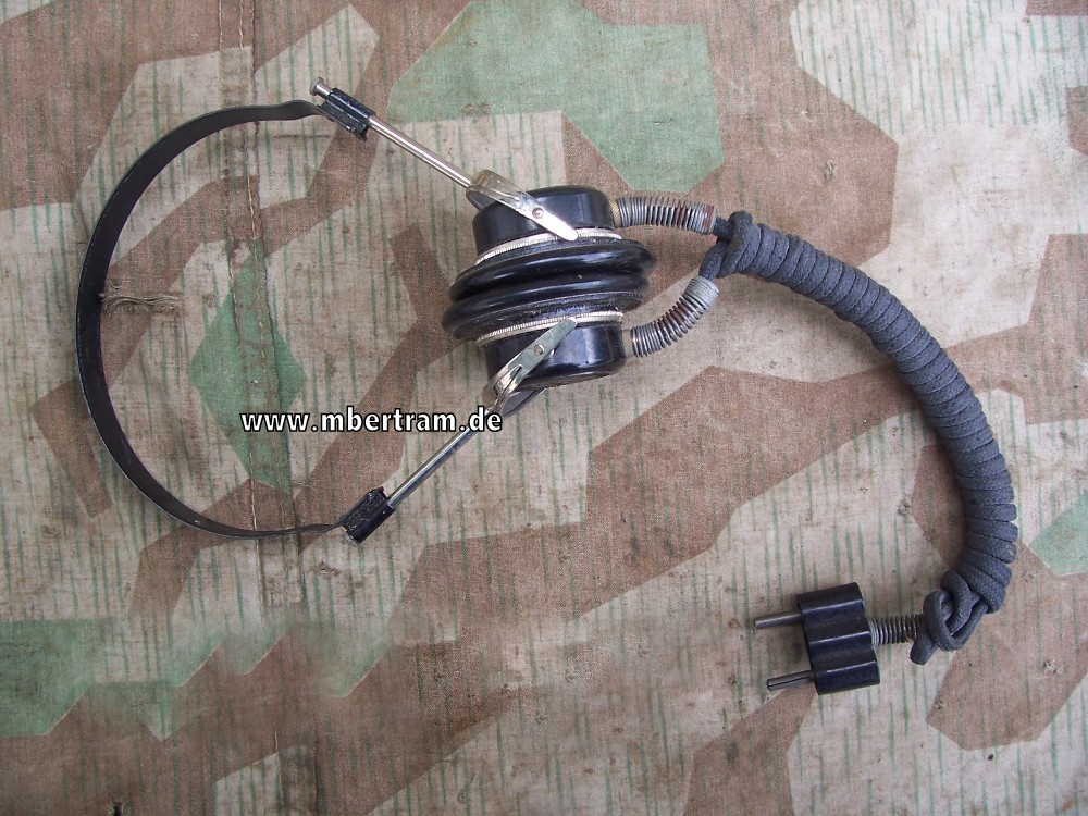 Wehrmacht Funkkopfphörer , Hersteller:"Safnat"