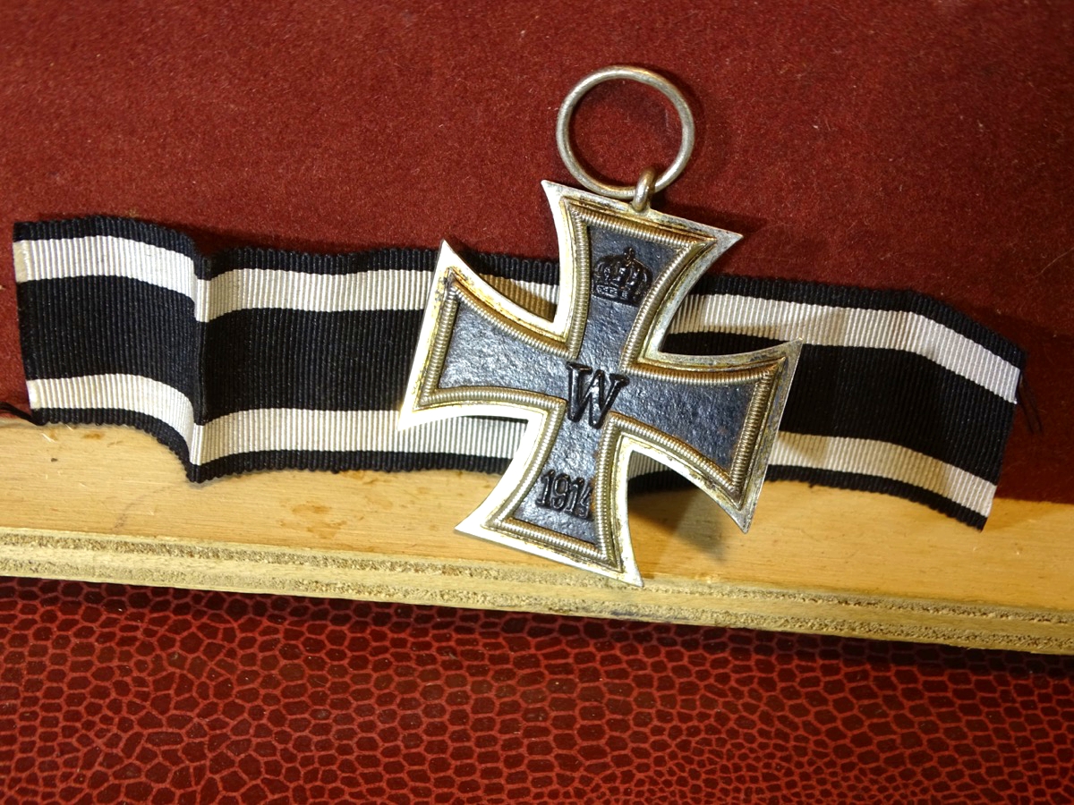 Eisernes Kreuz 2. Klasse 1914, Zustand 1-2, Hst.: H für F.Hoffstätter, Bonn