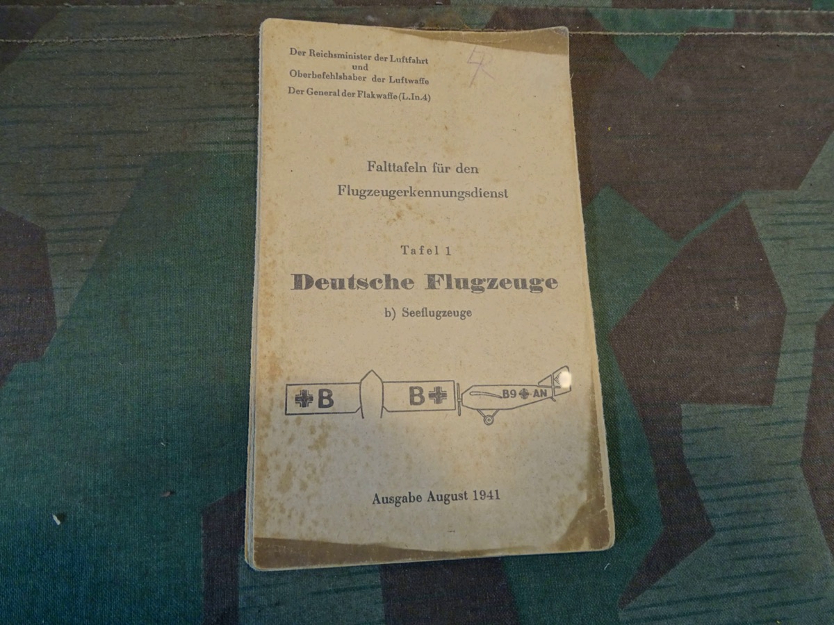 Falttafel für den Flugzeugerkennungsdienst, Tafel 1 deutsche Flugzeuge 1941