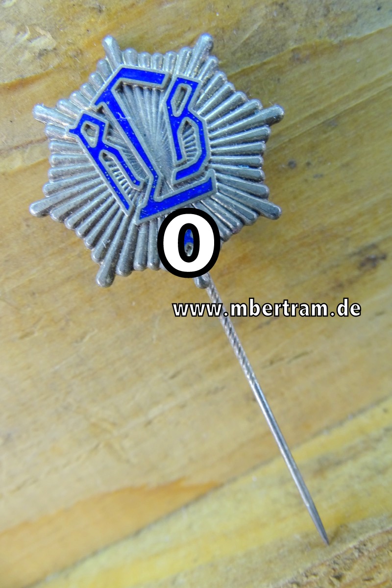 Reichsluftschutzbund ( RLB ),  Mitgliedsabzeichen 1. Form 25mm, an langer Nadel