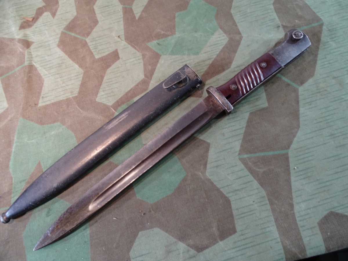 Wehrmachts K 98 Seitengewehr SG 84/98 mit Bakelit Griffschalen, 1944, Weyersberg Solingen