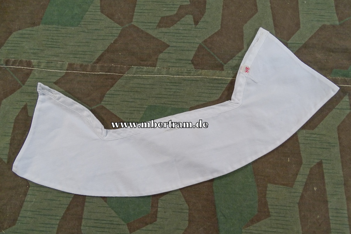 Kragen zu Krankenschwesterntracht, ggf. 40er Jahre. Ca. 38x8,5cm, Gr. 38