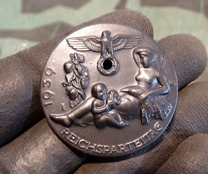 Veranstalltungs Abzeichen Reichsparteitag 1939, Aluminíum, Hst. : Werner Redo Saarlautern