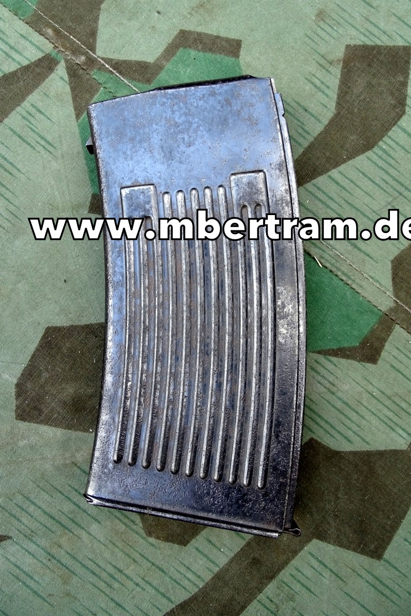 Wehrmacht Magazin MG 13. Originalstück mit WaA Stemplung