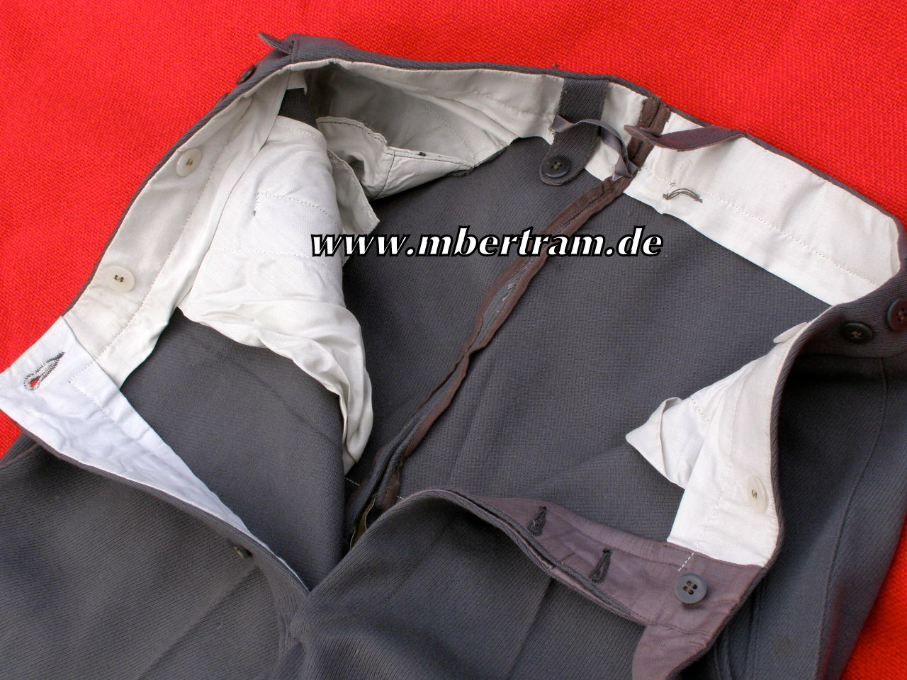Replik: Steingraue Offiziers Breeches mit Lederbesatz