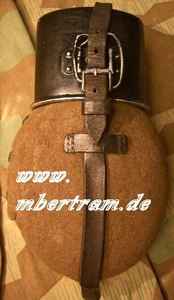 Wehrmacht Feldflasche M 31," Nummerngleich " "HJB 37"