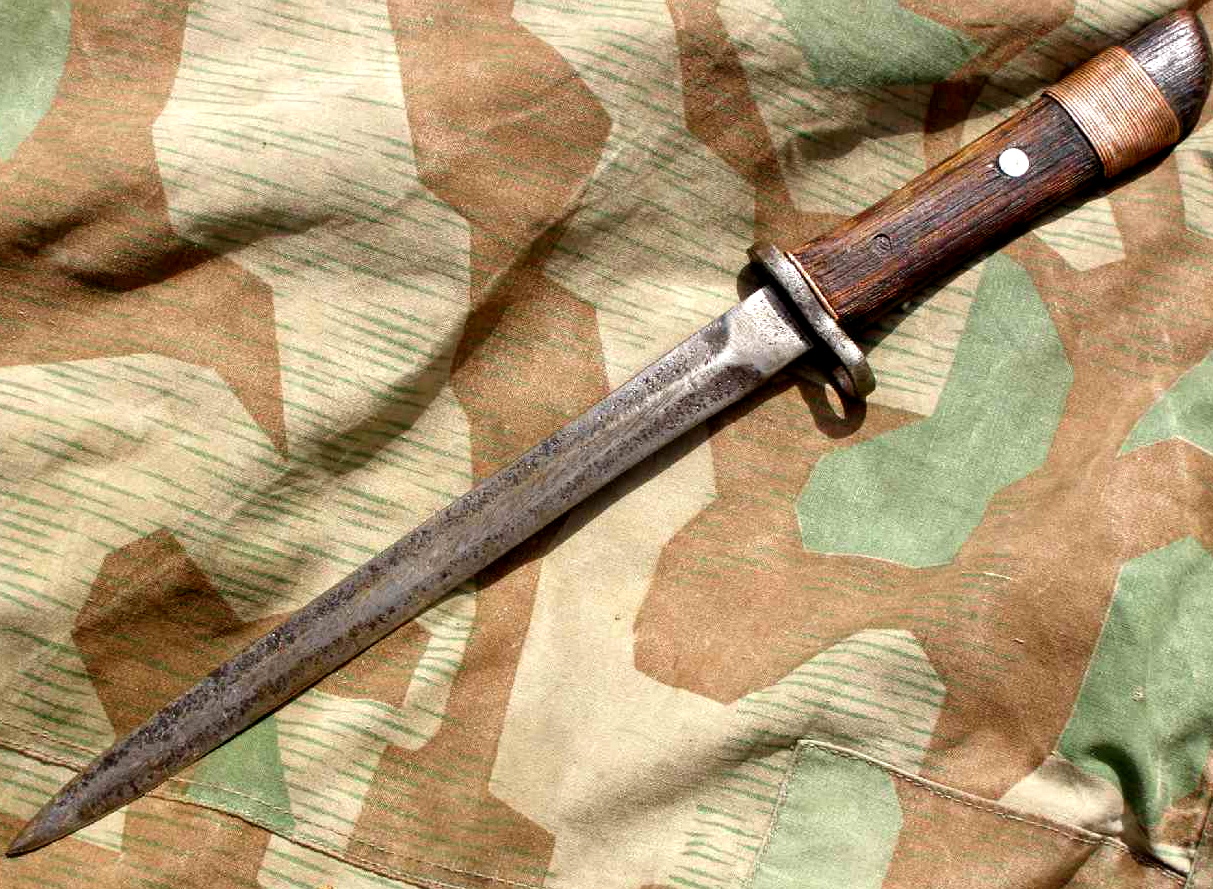 5463-1 Kampfmesser / Dolch aus Bajonett hergestellt