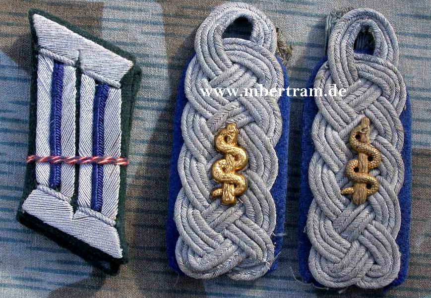 Paar Schulterklappen, Kragenspiegel Major/Oberstabsarzt