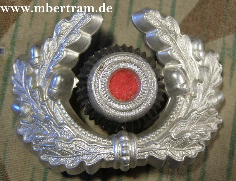 Schirmmützeneichenlaub Wehrmacht mit Kokarde Alu
