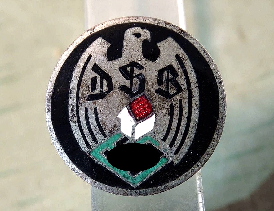 Deutscher Siedlerbund / DSB Mitgleidsabzeichen,  Rückseite gestempelt: ges. gesch Hermann Aurich Dresden