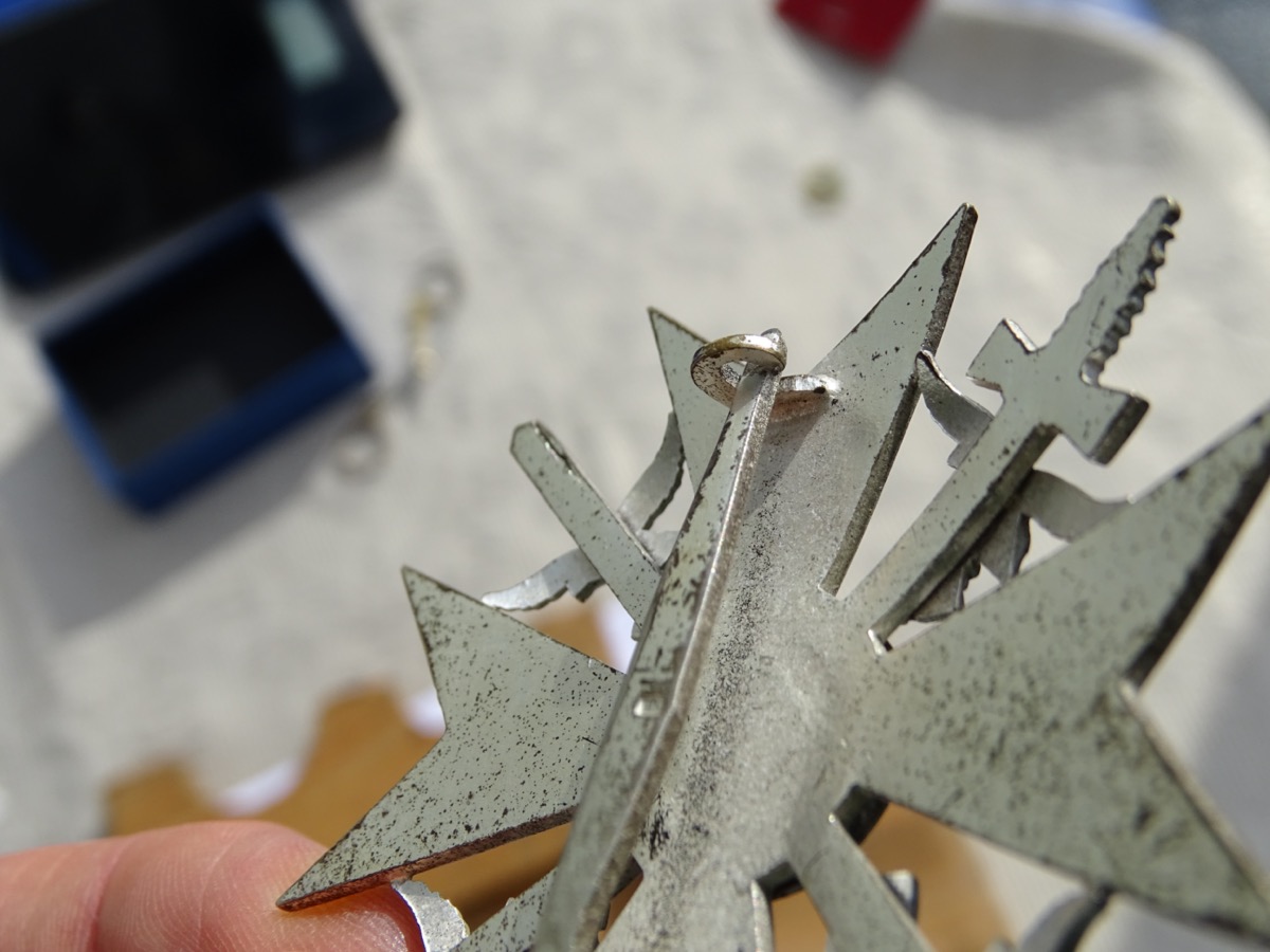 Spanienkreuz in silber mit Schwertern, Buntmetall, versilbert, Hst. 4 -Steinauer, Weitze Rechnung u.- Expertise Spanienkreuz in silber mit Schwertern, Buntmetall, versilbert, Hst. 4 -Steinauer, Weitze Rechnung u.- Expertise