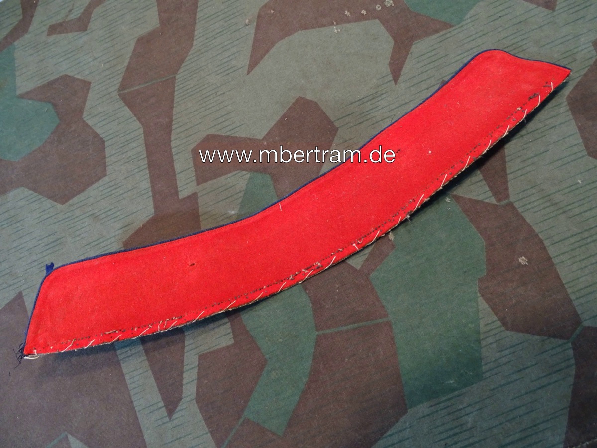 Preussischer Uniformkragen rot mit blauer Einfassung