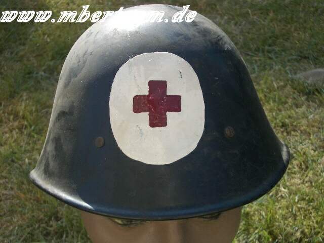 Niederländischer Rot Kreuz Helm, Lederinnenleben, Rriemen