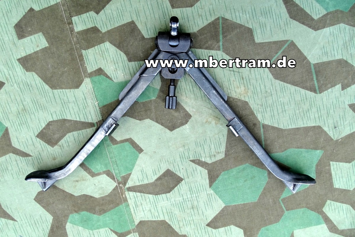 MG 42/53 Zweibein. Wie MG 42 Zweibein der Wehrmacht. Gebrauchtes Original