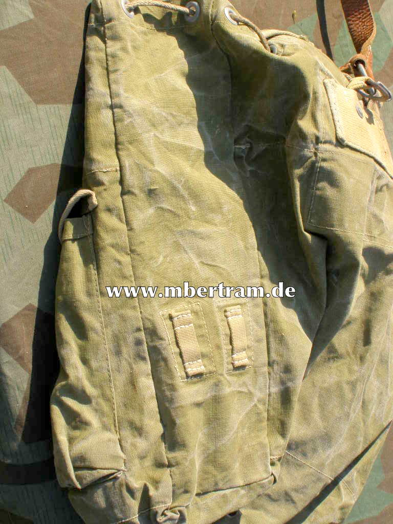 13582-6 Afrikakorps Rucksack, Webberiemung für Y-Riemen, 1941