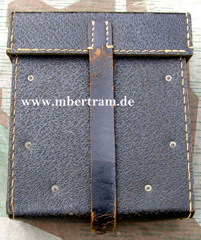10332-2 WH MG 42 Zubehörtasche, 1944/45 Ersatzstoff, gefüllt