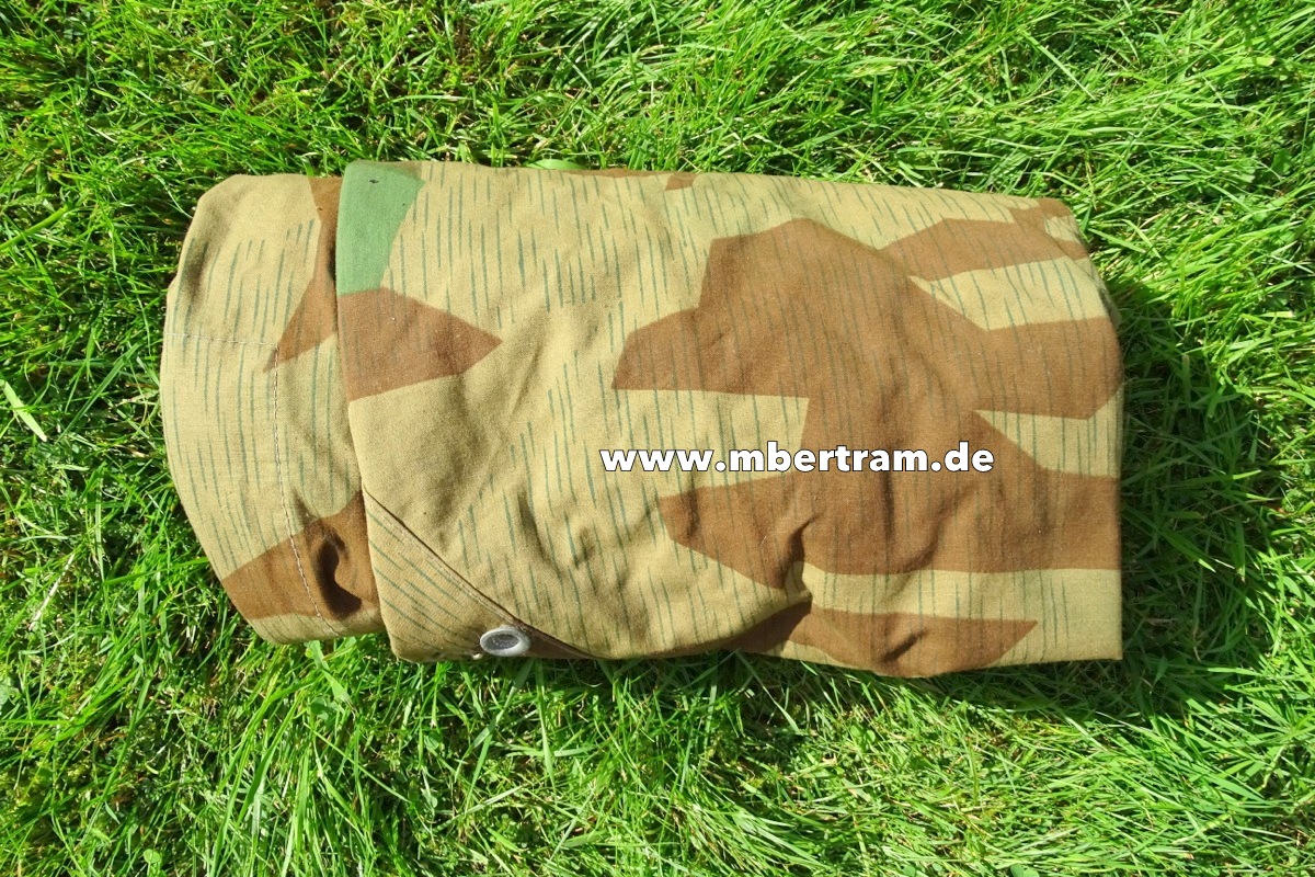 Dreieckszeltbahn Wehrmacht. Farbfrisches Tarnmuster, alle Knöpfe , Hst. 1942
