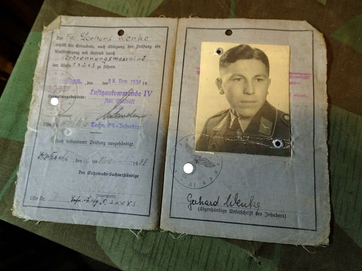 Luftwaffen Führerschein 1938, Funker G.Wenke  aus Bad Salzbrunn Schlesien, 2. Luft Nachr. Rgt. 1. - Klozsche, Bild
